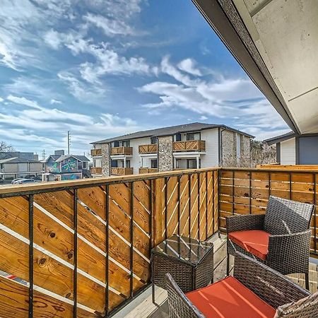 Chic 2B Getaway - 10Min To Dtwn - W/D, Pool, Prkg Apartment Austin Exterior photo