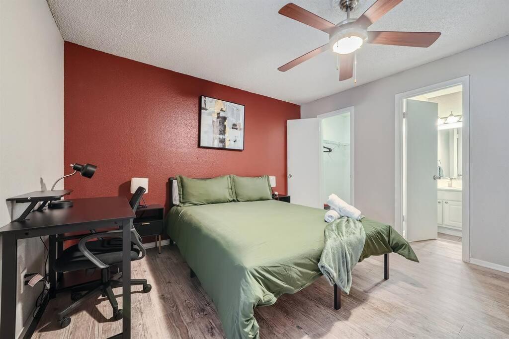 Chic 2B Getaway - 10Min To Dtwn - W/D, Pool, Prkg Apartment Austin Exterior photo