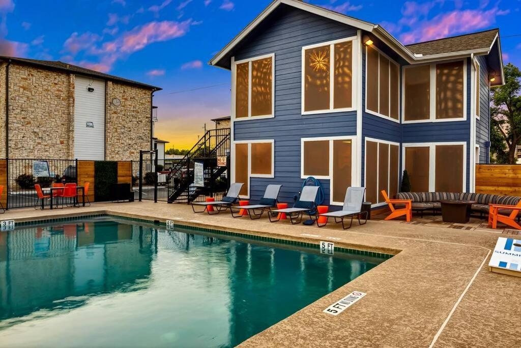 Chic 2B Getaway - 10Min To Dtwn - W/D, Pool, Prkg Apartment Austin Exterior photo